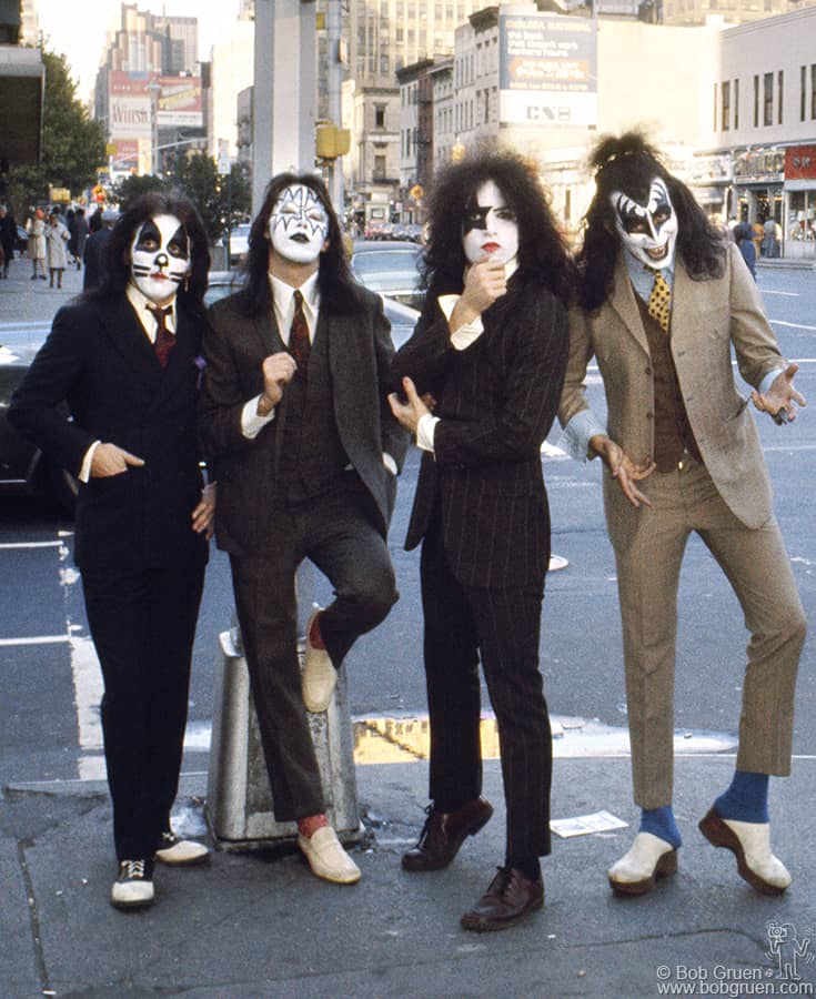 KISS molando mucho en 1974